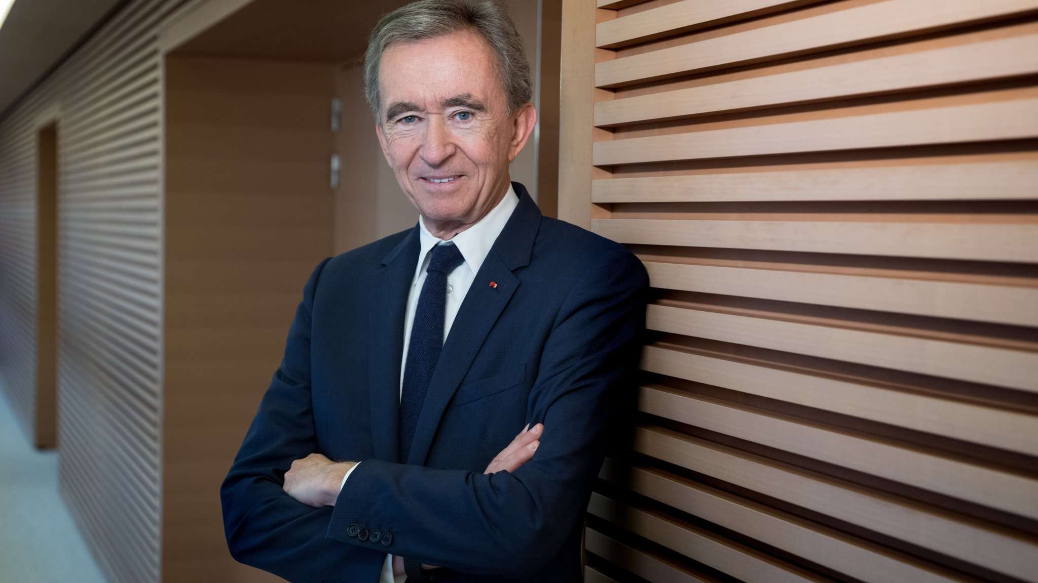 Read more about the article Bernard Arnault King of Wealth: Unraveling the Story of the World’s Richest Man