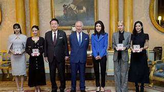 Read more about the article Global Icons Blackpink Grace the Halls of Buckingham Palace