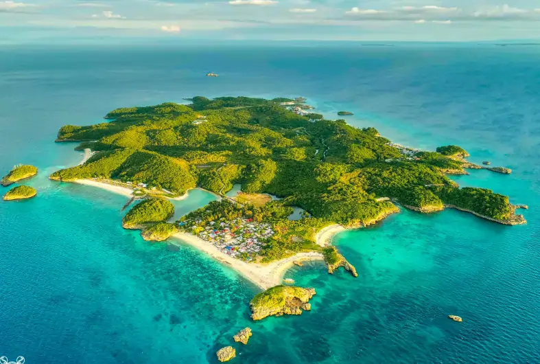 You are currently viewing Carnaza Island: Pristine Paradise in Cebu’s Northern Gems