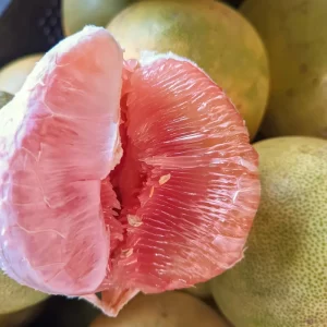 Read more about the article 10 Incredible Health Benefits of Pomelo That You Should Know